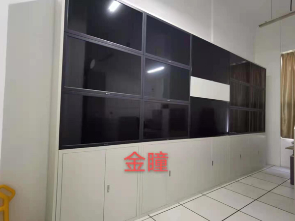 廣西北海候鳥樓盤監(jiān)控中心43寸監(jiān)視器14臺(tái)+機(jī)柜